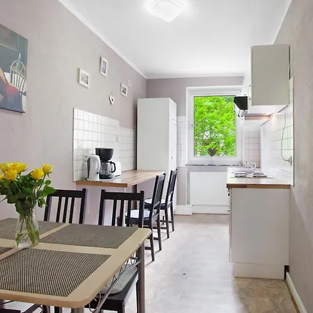 Roth 3* فيلنغن